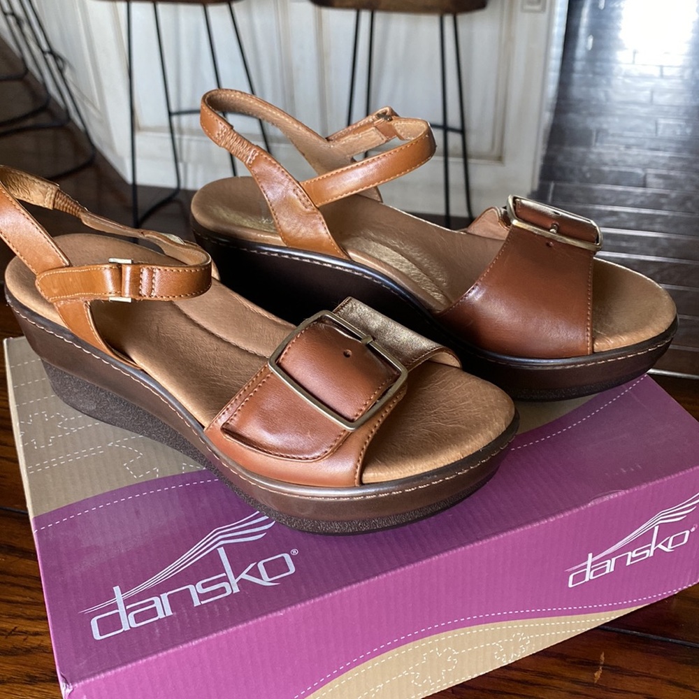 Dansko Georgia Napa in Toffee